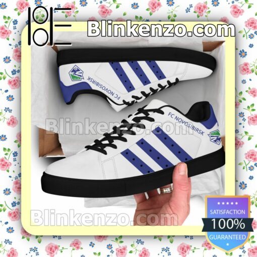 Novosibirsk Football Mens Shoes a