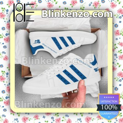 United Beauty College Logo Low Top Shoes