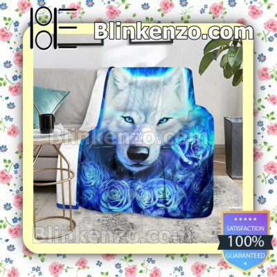 Us Store Wolf Blue Roses Fan Quilt